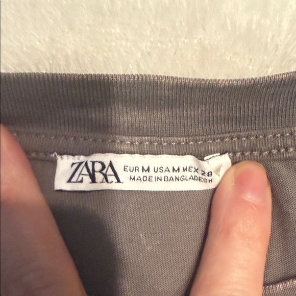 Zara Dark Gray Short Sleeve Tee - Picture 2 of 5